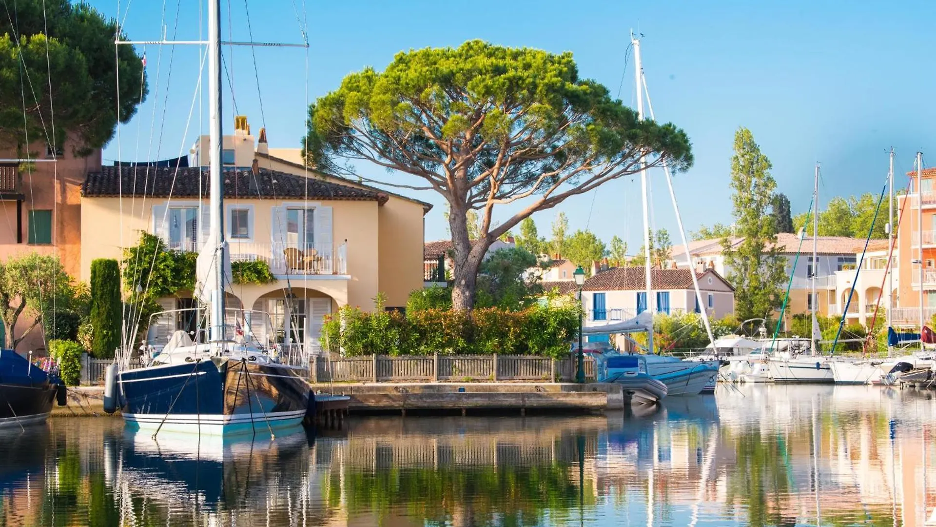 דירות Bright Duplex In The Heart Of Port Grimaud 1